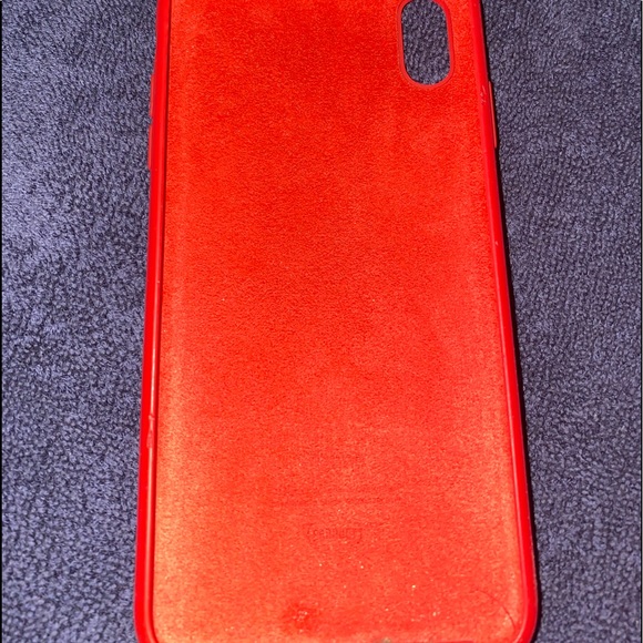 iPhone XS MAX RED case. - Picture 2 of 5